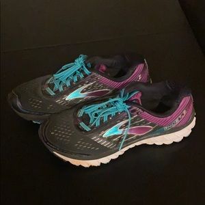 Brooks Ghost 8 Size 8.5